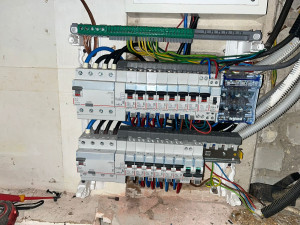 Photo de galerie - Remise au norme d'un tableau en Triphasé