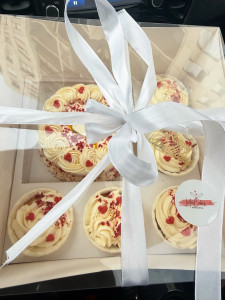 Photo de galerie - Box bento+ cupcakes