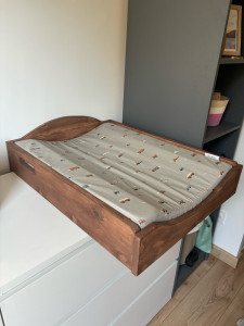 Photo de galerie - Création table à langer (pour meuble)