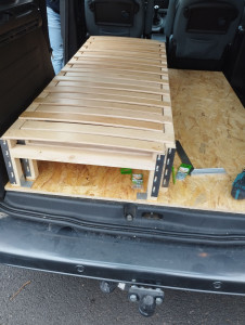 Photo de galerie - Lit peigne pour Peugeot partner 