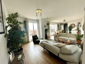 Photo de galerie - Décoratrice intérieure : aménagement intérieur  et pose parquet pour moins de 200e/m2