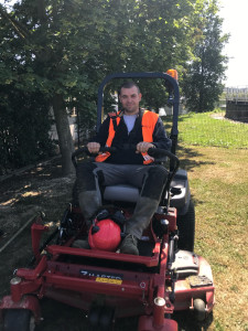 Photo de galerie - Tonte de pelouse 