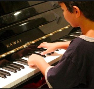 Photo de galerie - Cours de piano, solfège, harmonie, musique.