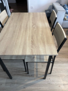Photo de galerie - Table à manger 