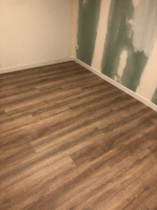 Photo de galerie - Pose des paquets au sol 