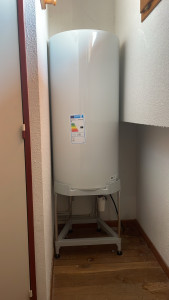 Photo de galerie - Changement d’un cumulus 150l sur trepier