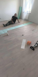 Photo de galerie - Parquet pour une chambre de 30 mettre carré avec placo fait aussi 