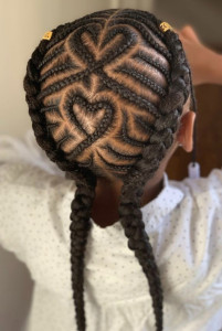 Photo de galerie - Coiffure sur cheveux afro 