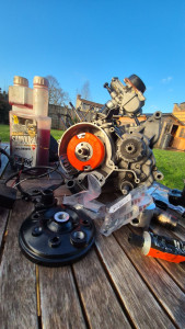 Photo de galerie - Montage moteur 50cc
