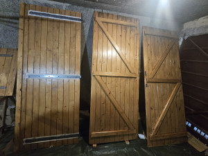 Photo de galerie - Okets poncés et lasure 2 couches chêne clair 