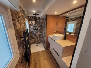 Photo de galerie - Rénovation salle de bain apres les travaux 
