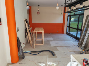 Photo de galerie - Petit restaurant a Plescoop déco fait et pose de dalles 