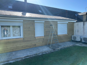 Photo de galerie - Gouttière avec bardage