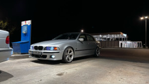 Photo de galerie - Transport d’une bmw 530 e39. 