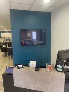 Photo de galerie - Murs fini plus pose de la tv 