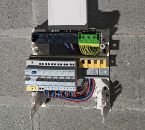 Photo de galerie - Réalisation d'un tableau électrique