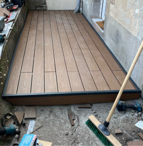 Photo de galerie - Réalisation d’une terrasse en composite 
