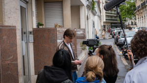 Photo de galerie - Photographie de plateau - capture des coulisses et moments forts sur un tournage 