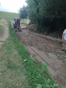 Photo de galerie - Préparation d'une allée pour écurie 
