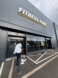 Photo de galerie - Intervention tout type de vitre , max 3m de hauteur 