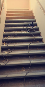 Photo de galerie - Pose revêtement sur escalier 