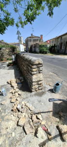 Photo de galerie - Réparation d'un vieux mur en pierre 