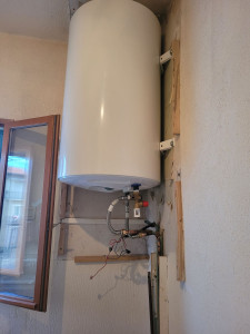 Photo de galerie - Installation nouveau cumulus suspendu  avec brasure cuivre 