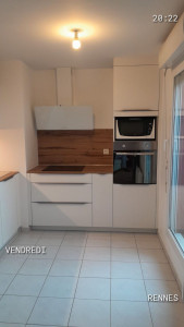 Photo de galerie - Pose de cuisine complète avec peinture. 