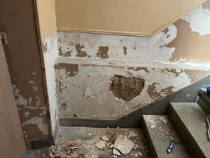 Photo de galerie - Un travail de reconstruction de ce mur 