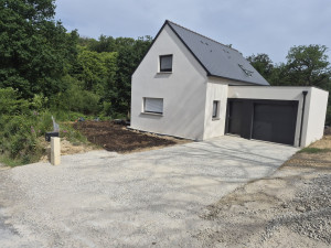 Photo de galerie - Mise au propre  devant la maison