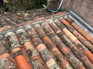 Photo de galerie - Reprise faîtage.