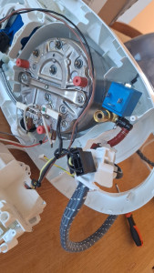 Photo de galerie - Bricolage et multi services