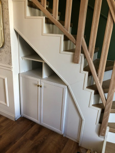 Photo de galerie - Aménagement sous escalier 