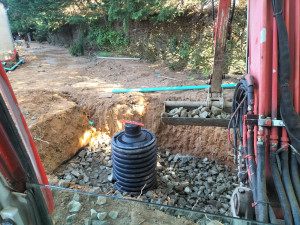 Photo de galerie - Création d'un puits perdu de 72m3 et refonte du réseau d'eau pluviale.