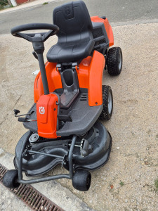 Photo de galerie - Tonte de pelouse - Débroussaillage