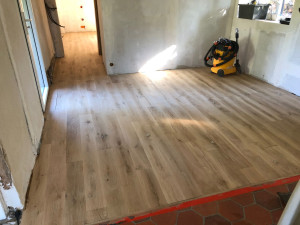 Photo de galerie - Ponçage d'un parquet en chêne brut