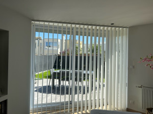 Photo de galerie - Pose d’une bande verticale