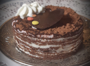 Photo de galerie - Le mille crêpes chocolat à la chantilly vanillé, un vrai délice de gourmandise
