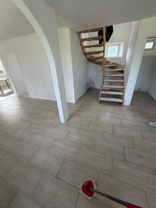 Photo de galerie - Application de peinture airless