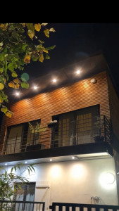 Photo de galerie - Luminaire et façade 