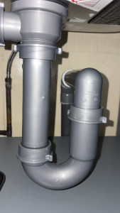 Photo de galerie - Réparation suite à une fuite sur le vidage évier et la bonde 