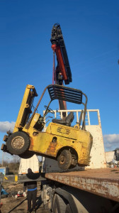 Photo de galerie - Manutention et transport en tout genre (conteneur,algeco,arbres…) VL/PL 