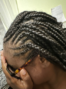 Photo de galerie - Nattes collées avec rajout 