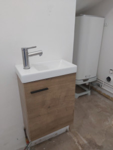 Photo de galerie - Pose d'un lave main