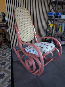 Photo de galerie - Rénovation intégrale d un fauteuil à bascule 
