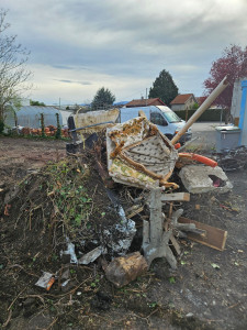 Photo de galerie - Bricolage et multi services