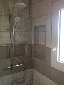 Photo de galerie - Niche et carrelage, refection complete salle de douche