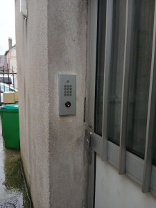 Photo de galerie - Digicode équipé dun vigik plus...