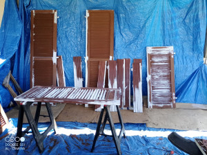 Photo de galerie - Volet nettoye ponce traité enduit