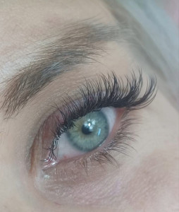 Photo de galerie - Extensions de cils 